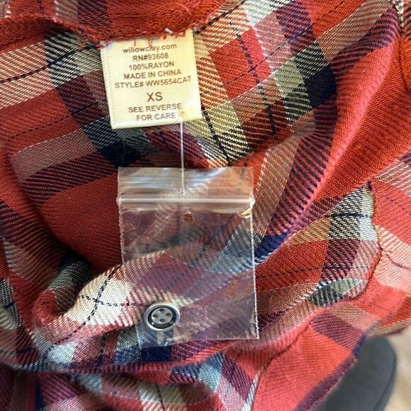Willow & Clay Women's Plaid Crossover Shirt Size XS NWT - Picture 7 of 7